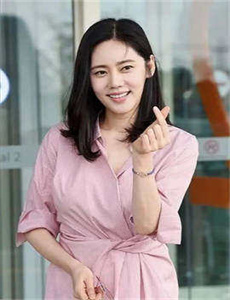 男人把j放进女人的下面的视频/爱情公寓3全集迅雷下载